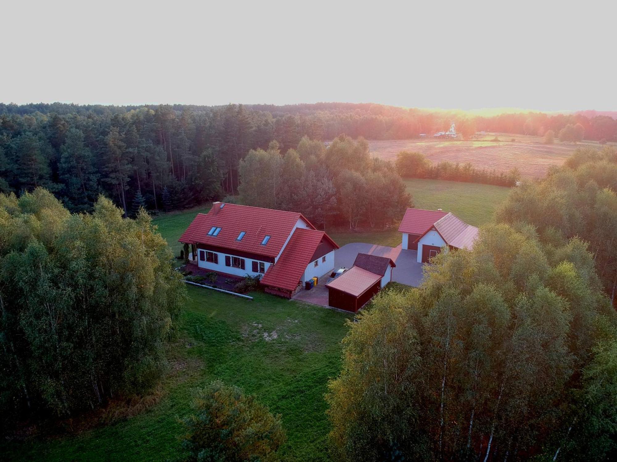 Przytulisko Stara Kiszewa Villa Luaran gambar