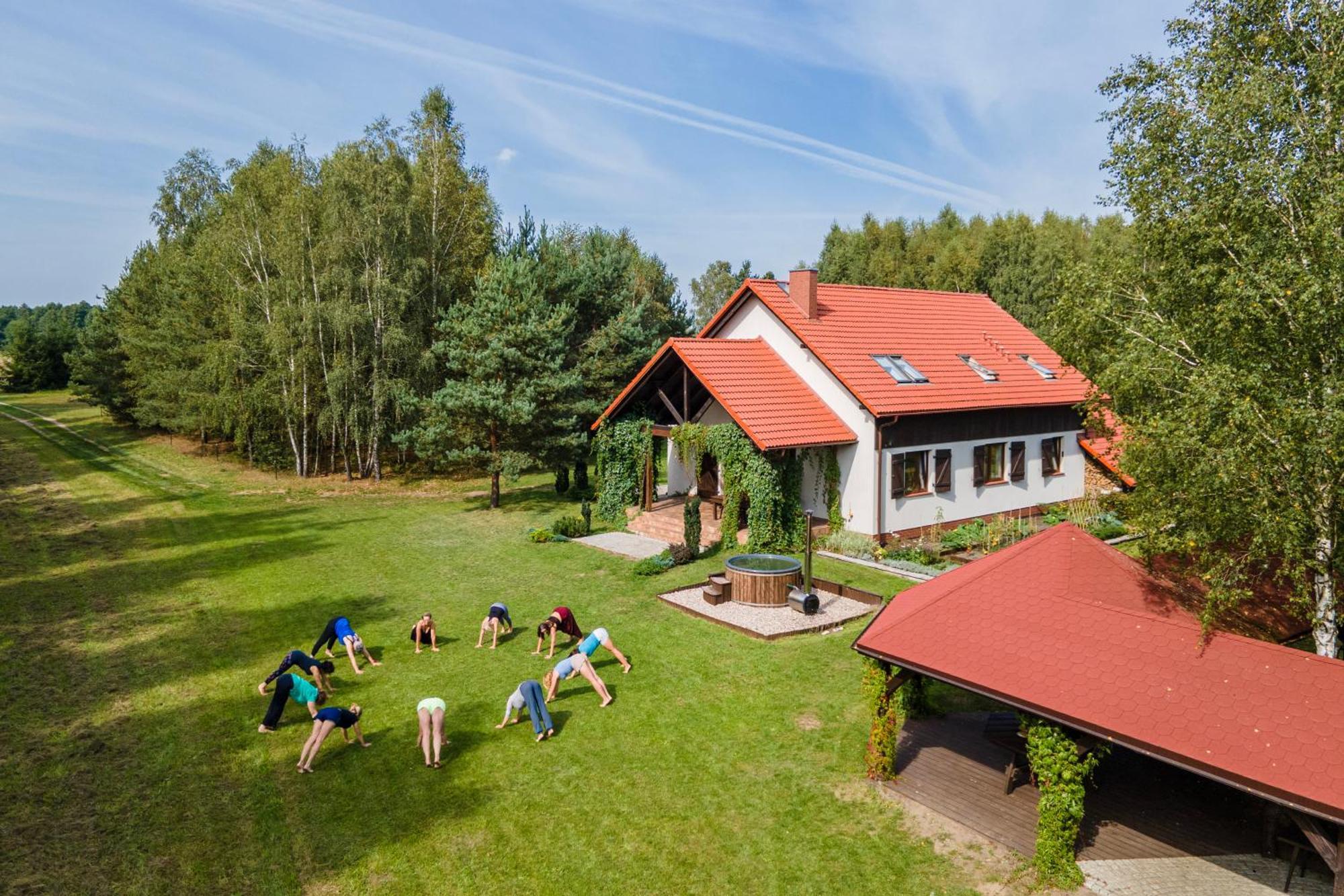 Przytulisko Stara Kiszewa Villa Luaran gambar